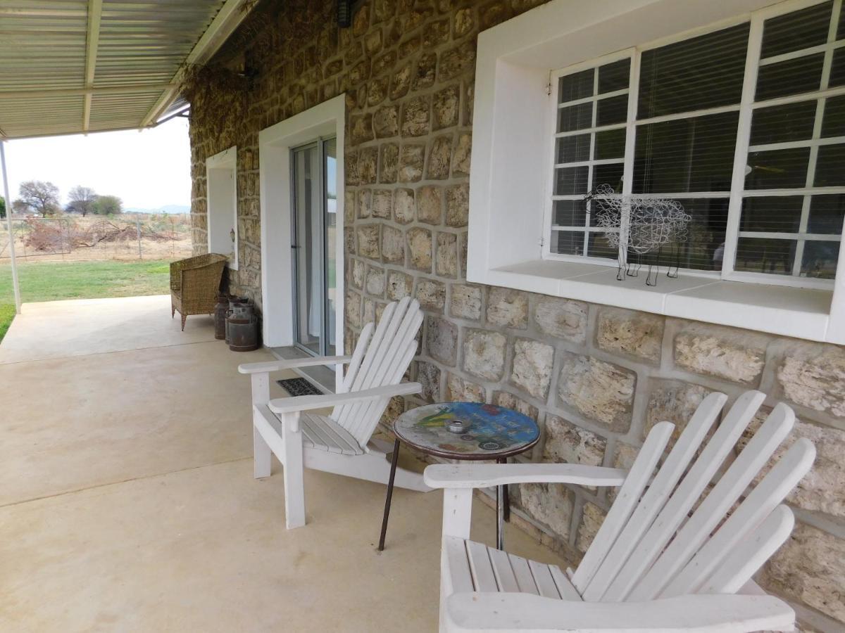 מלון Grootfontein Meteorite Rest Camp מראה חיצוני תמונה