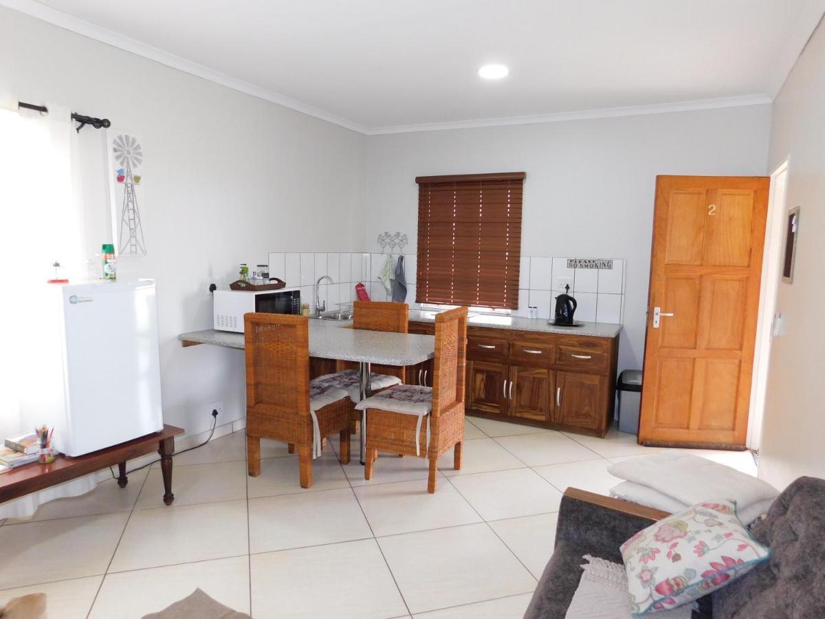 מלון Grootfontein Meteorite Rest Camp מראה חיצוני תמונה