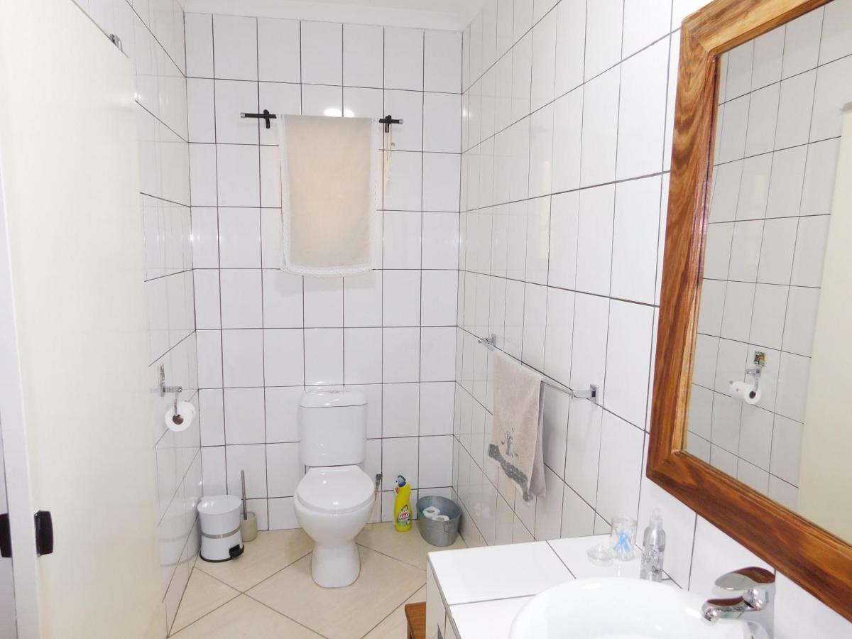 מלון Grootfontein Meteorite Rest Camp מראה חיצוני תמונה